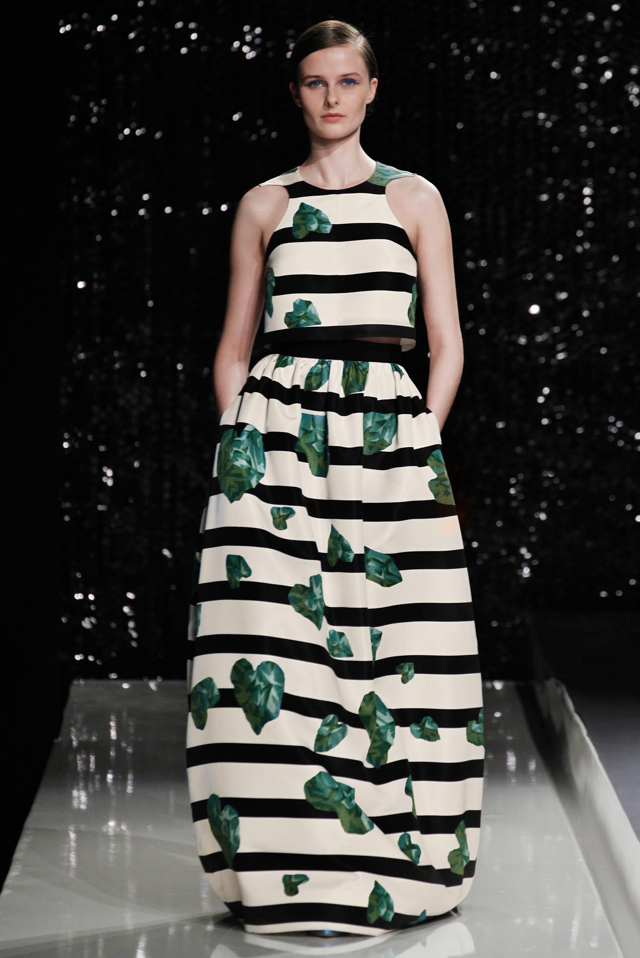 Look 19
