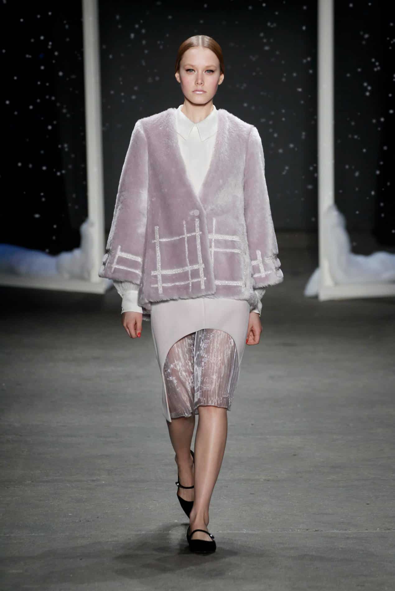 Look 15