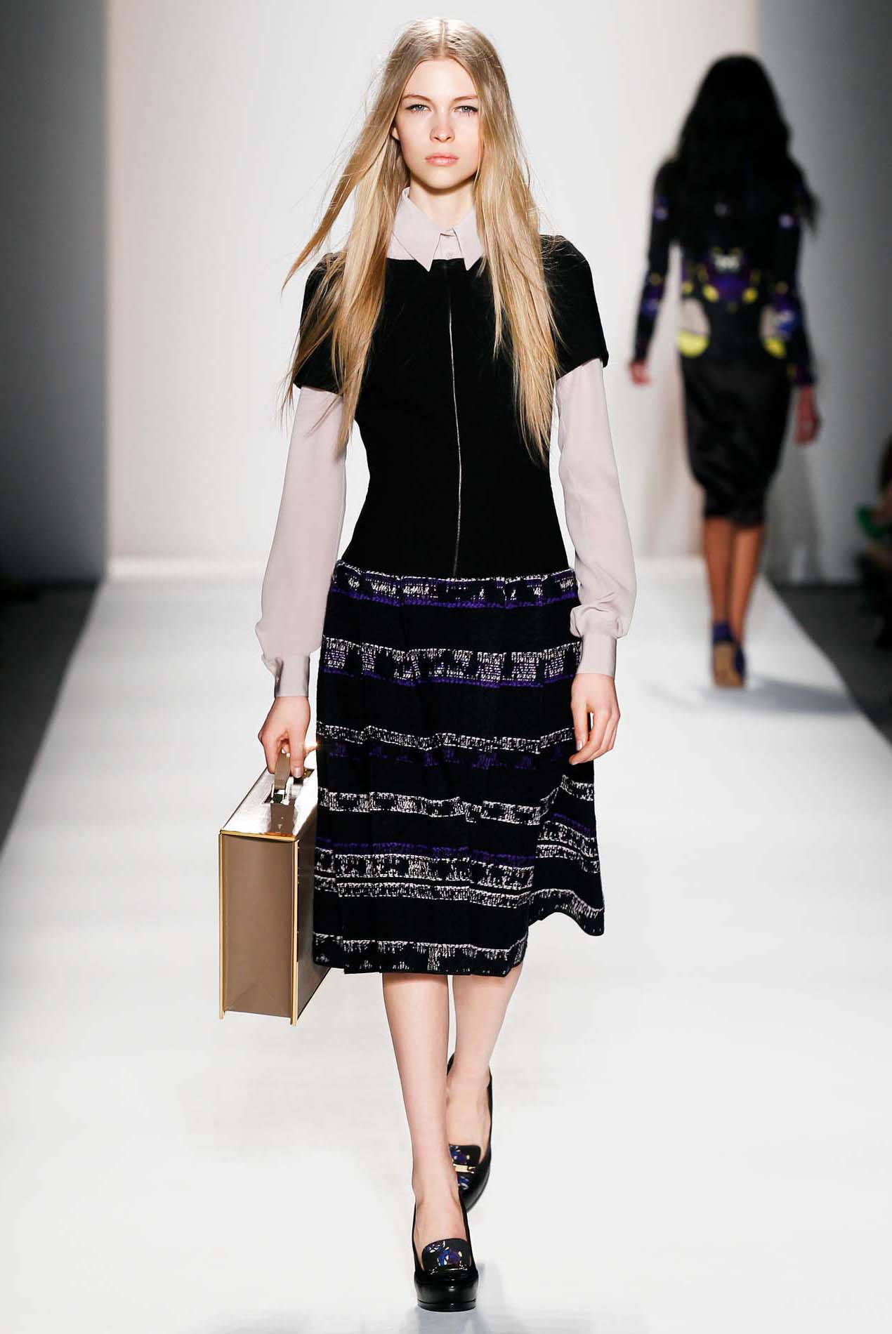 Look 12
