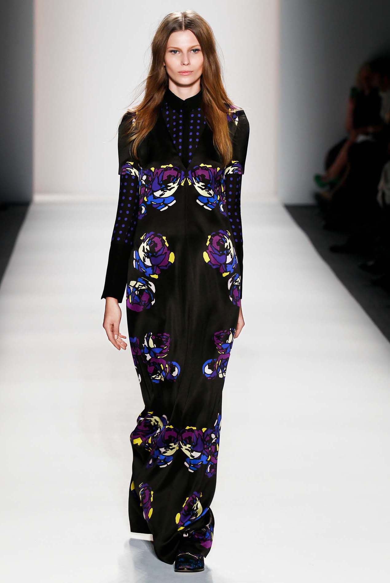 Look 16