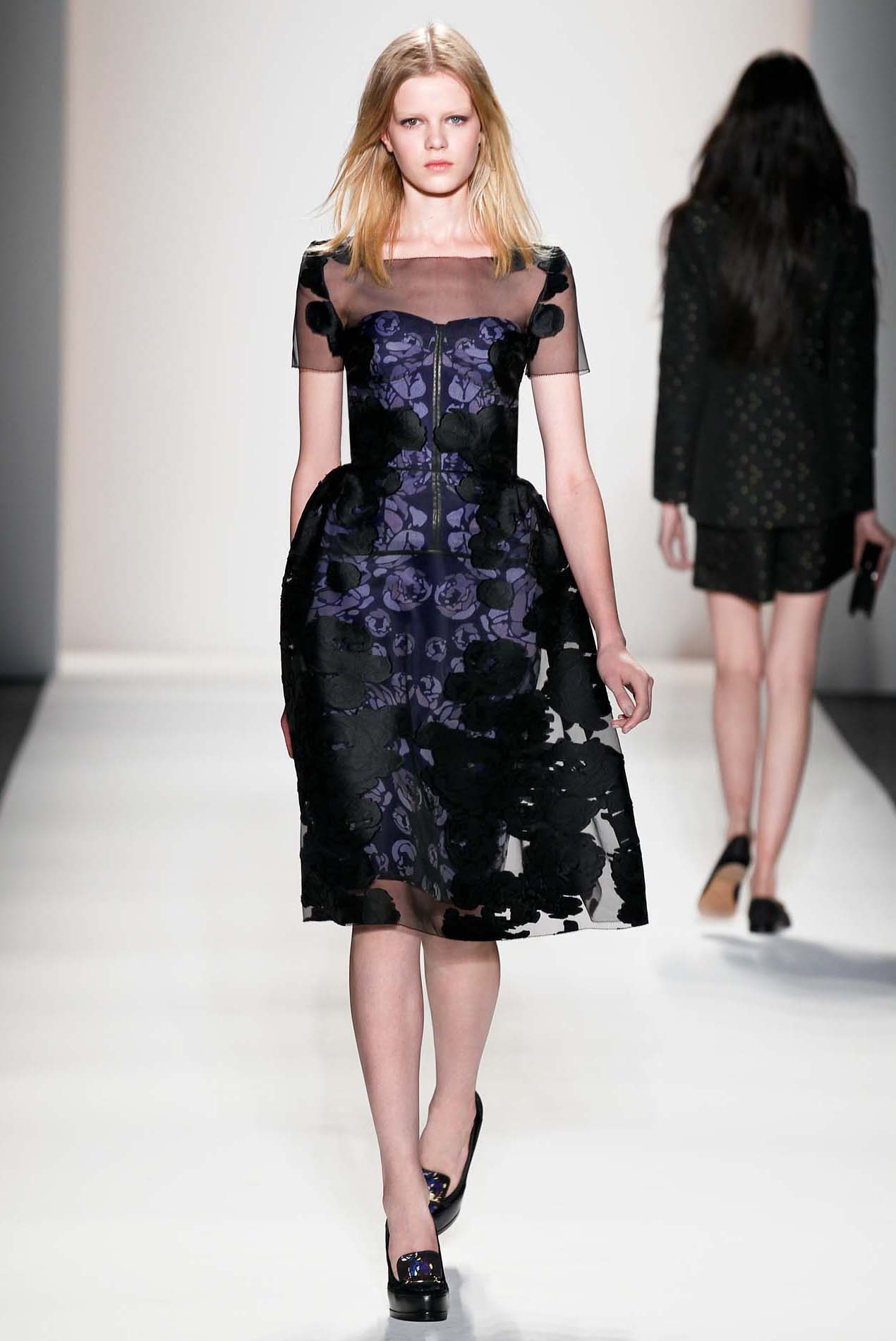 Look 30