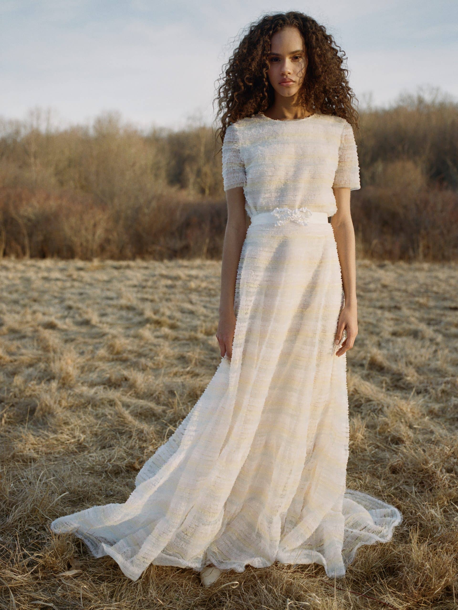LOOK 19